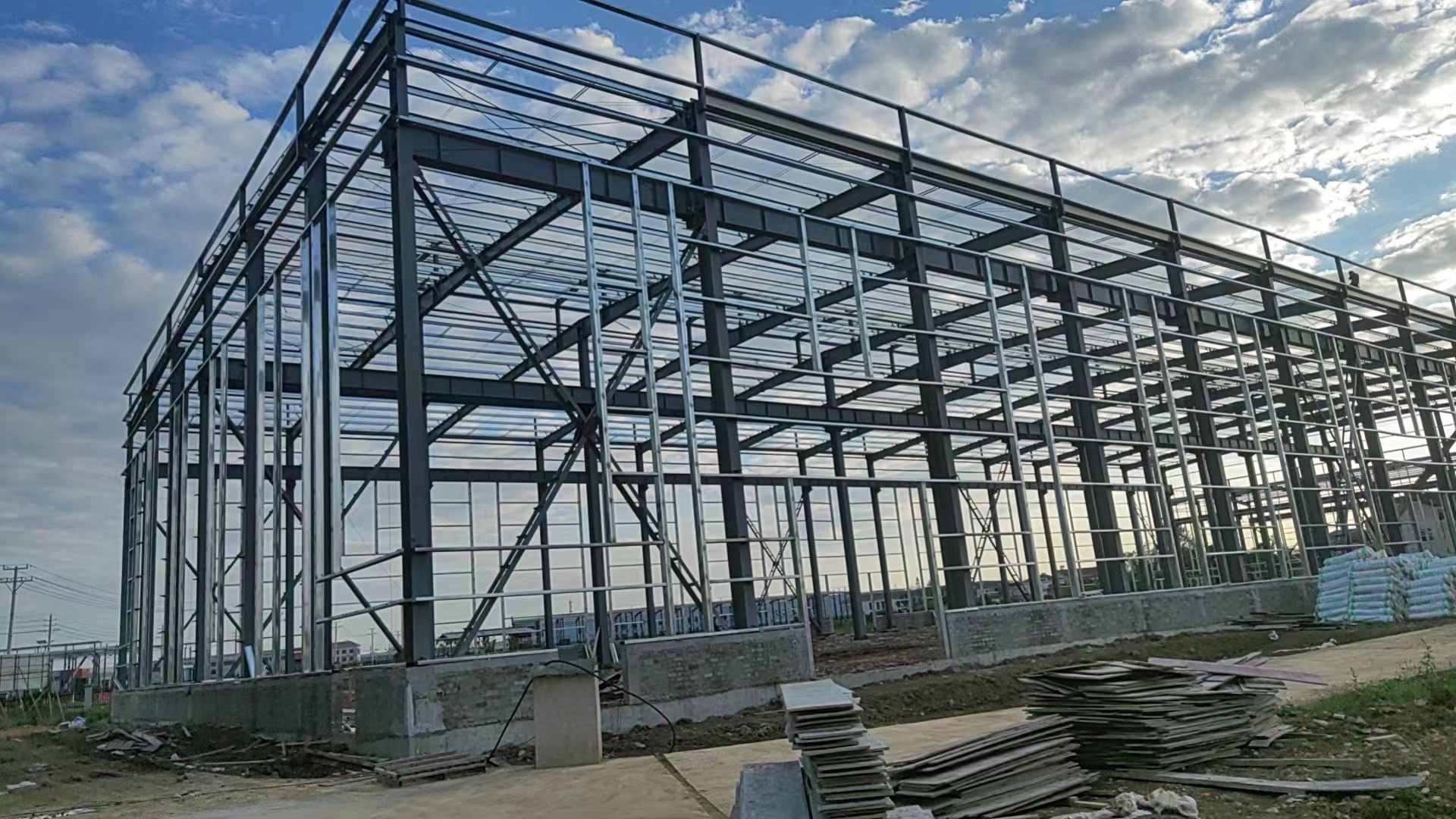 体育馆展览馆二手钢结构出售 